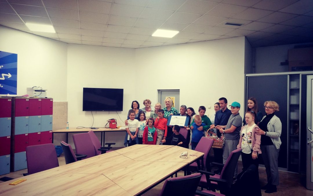 МАЛА ШКОЛА ЗМИЈАЊСКОГ ВЕЗА