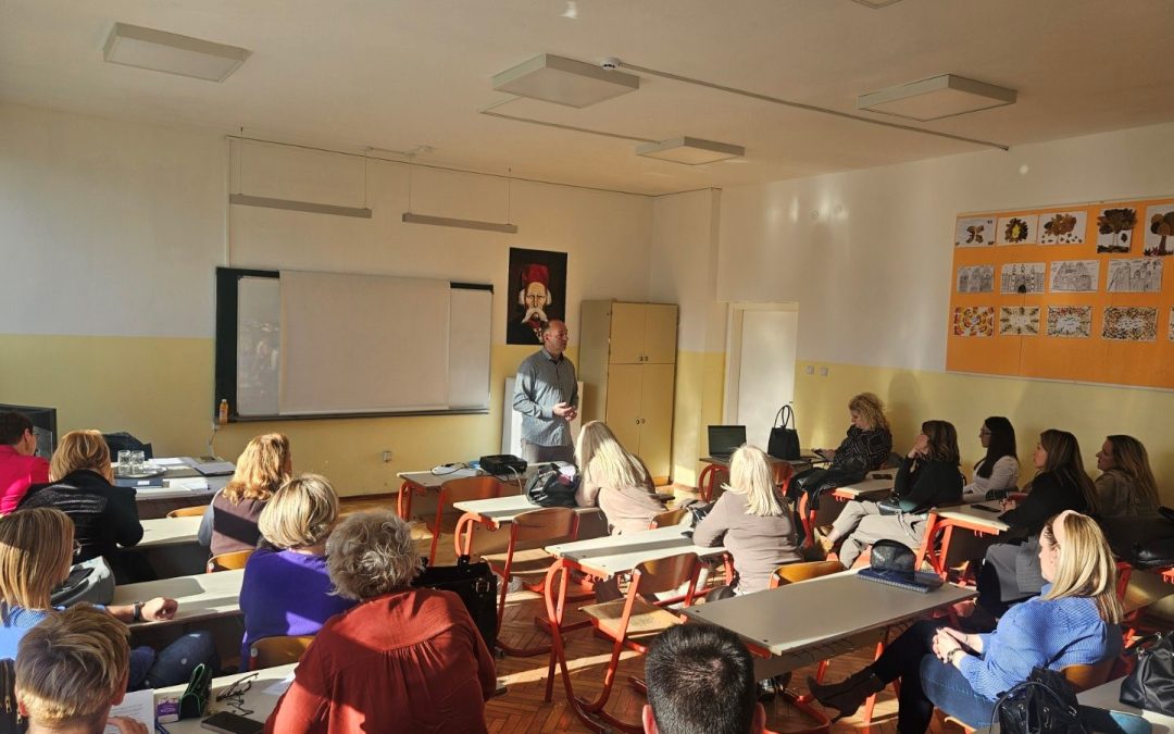 ПРЕДАВАЊЕ ЗА НАСТАВНИ КАДАР И СТРУЧНЕ САРАДНИКЕ ШКОЛЕ