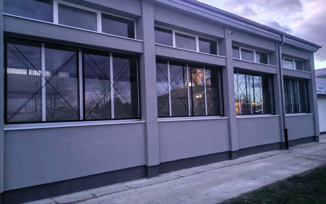 ЗАВРШЕНО РЕНОВИРАЊЕ ШКОЛСКИХ ПРОСТОРИЈА